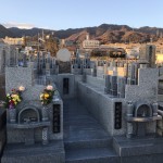 石屋墓園永代供養墓のモニュメントが完成しました。