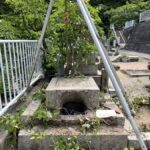 神戸市営の追谷墓園で、上の区画から下の区画へお墓の移設工事を行いました。